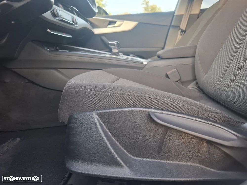 Audi A4 Avant 35 TDI S tronic - 27