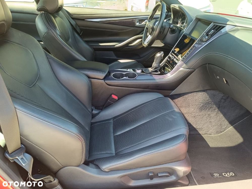 Infiniti Q60 - 24