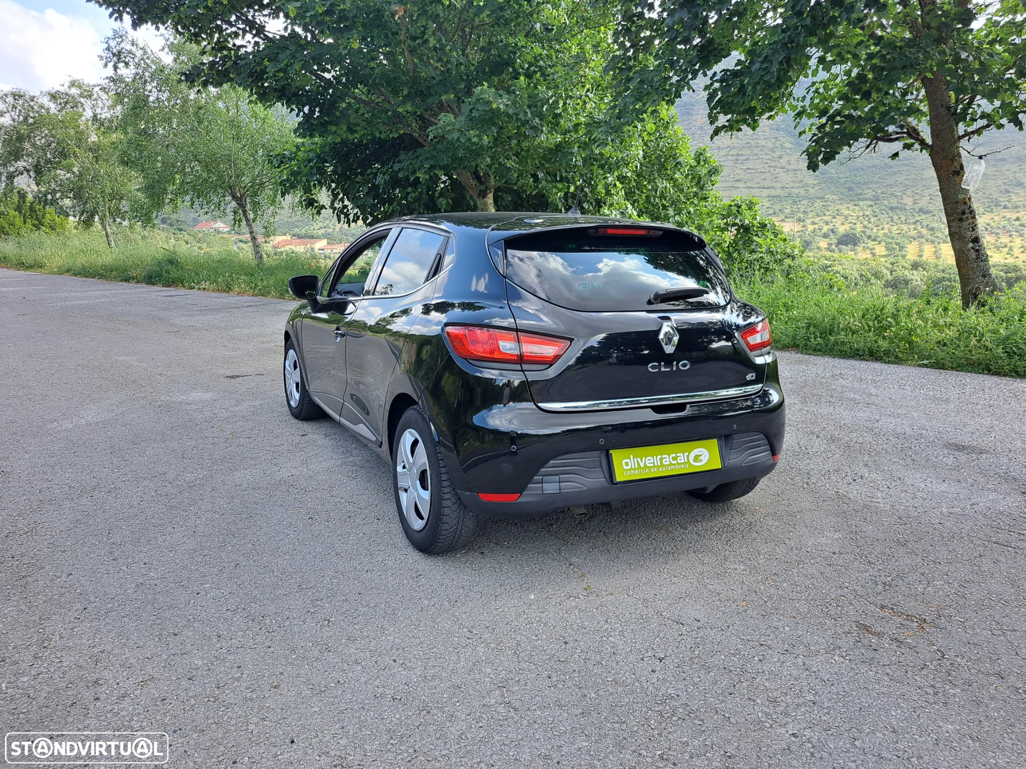 Renault Clio 1.5 dCi Luxe - 25
