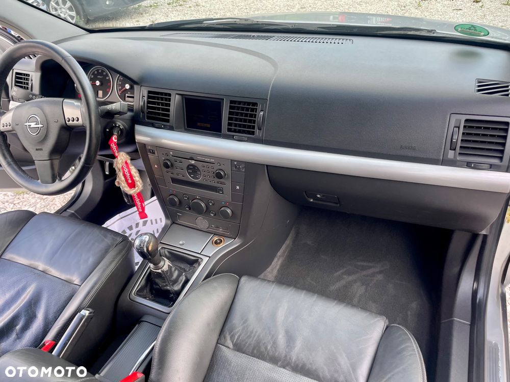 Opel Vectra 3.2 V6 GTS - 29