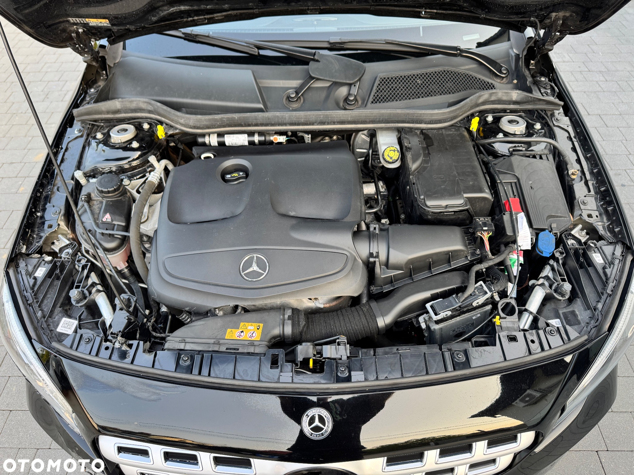 Mercedes-Benz GLA 180 7G-DCT UrbanStyle Edition - 32