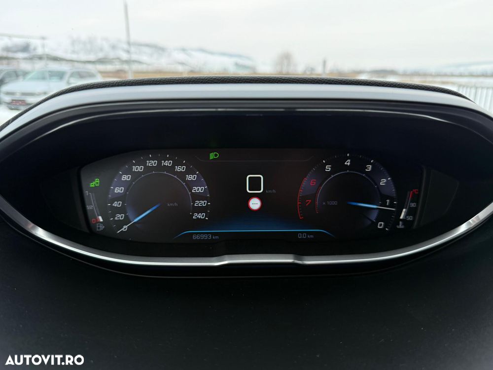 Peugeot 5008 PureTech 130 Stop & Start Allure - 14