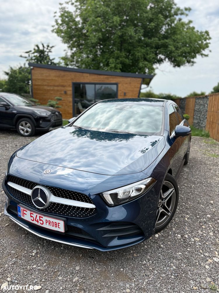 Mercedes-Benz A 180 Sedan 7G-DCT - 1