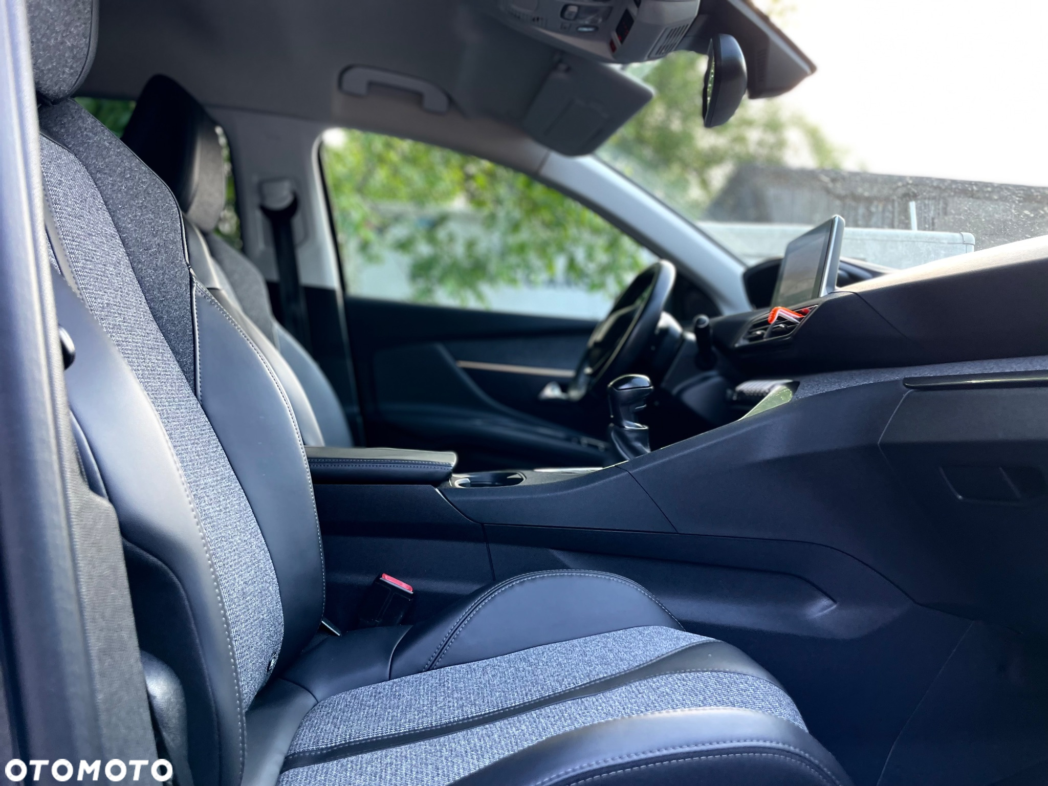 Peugeot 3008 1.6 BlueHDi Allure S&S - 13