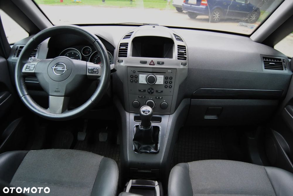 Opel Zafira 1.9 CDTI Cosmo - 9