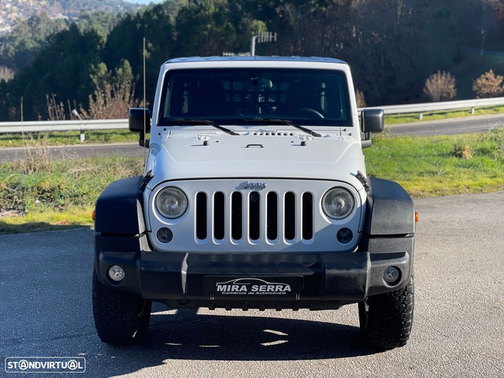 Jeep Wrangler - 9