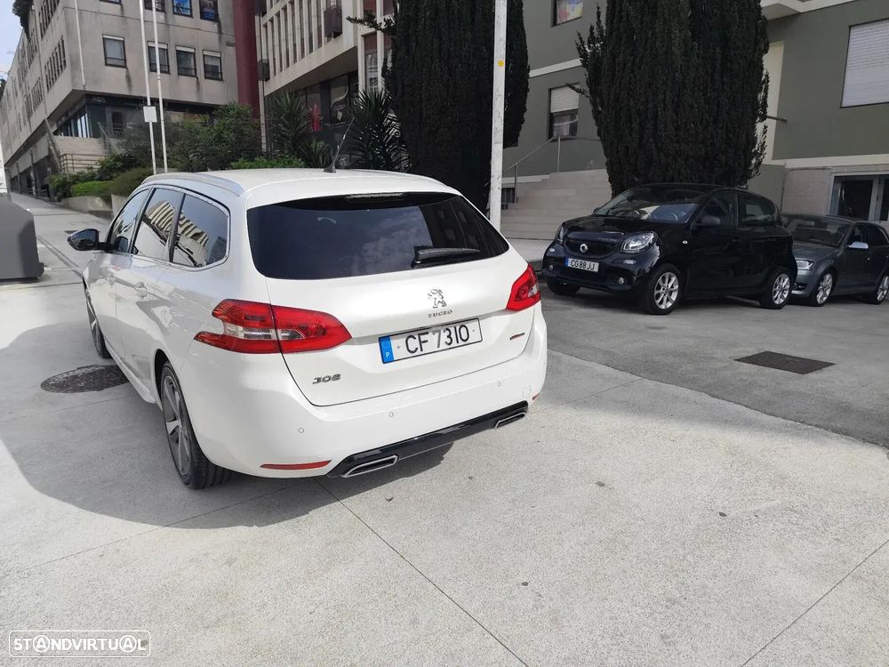 Peugeot 308 SW - 7