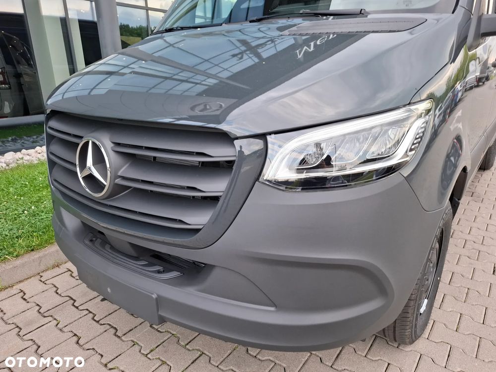 Mercedes-Benz Sprinter 319 CDI Furgon PRO 3665 mm L2H2 - 10