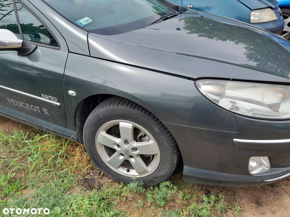 Błotnik przedni prawy PEUGEOT 407 04-11r. EZQC - 2