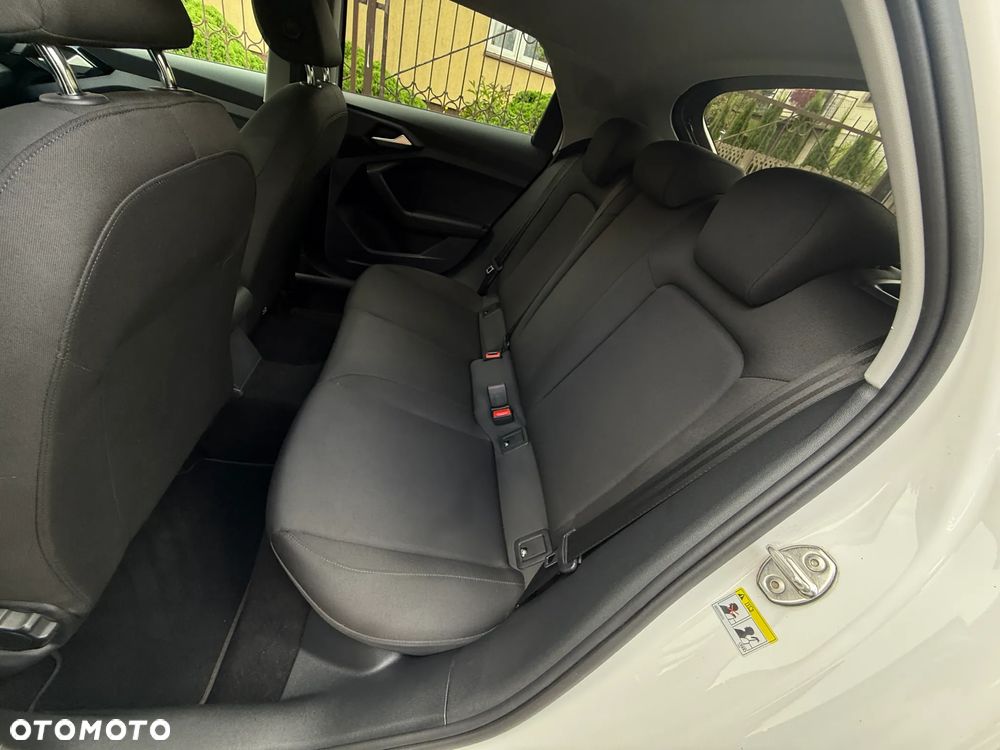 Audi A1 Sportback 30 TFSI S tronic - 35
