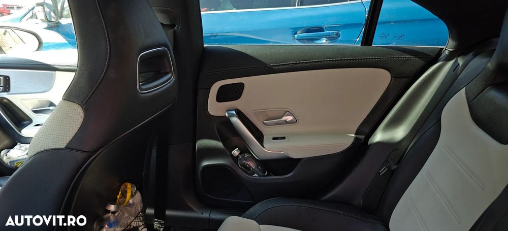 Mercedes-Benz CLA 250 4MATIC Coupe - 16