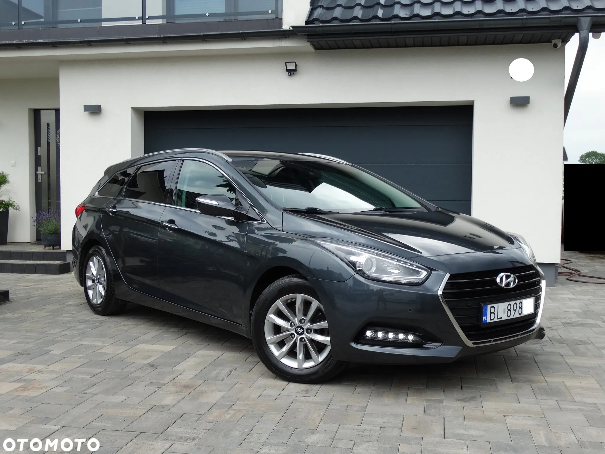 Hyundai i40 Kombi 1.7 CRDi Premium - 24