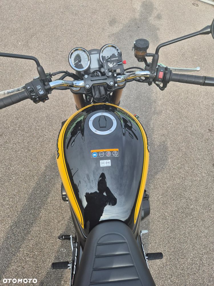 Kawasaki Z 900 RS - 6