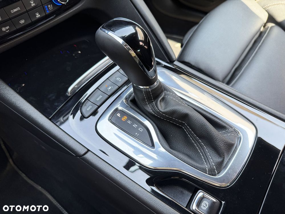 Opel Insignia 2.0 Direct InjectionTurbo GSI - 28