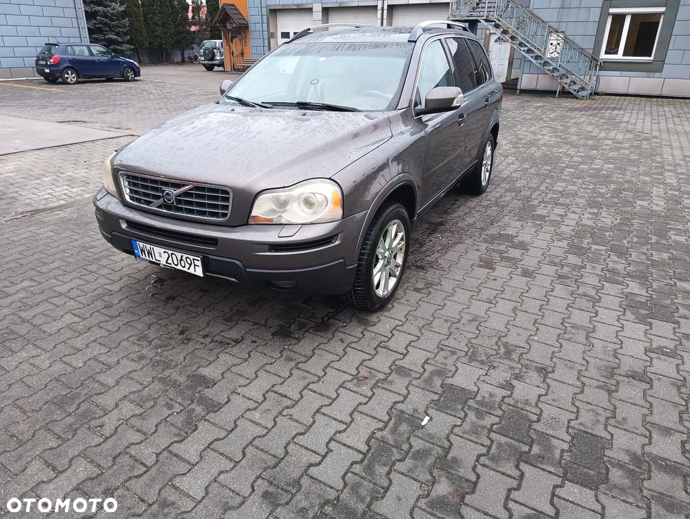 Volvo XC 90 - 7