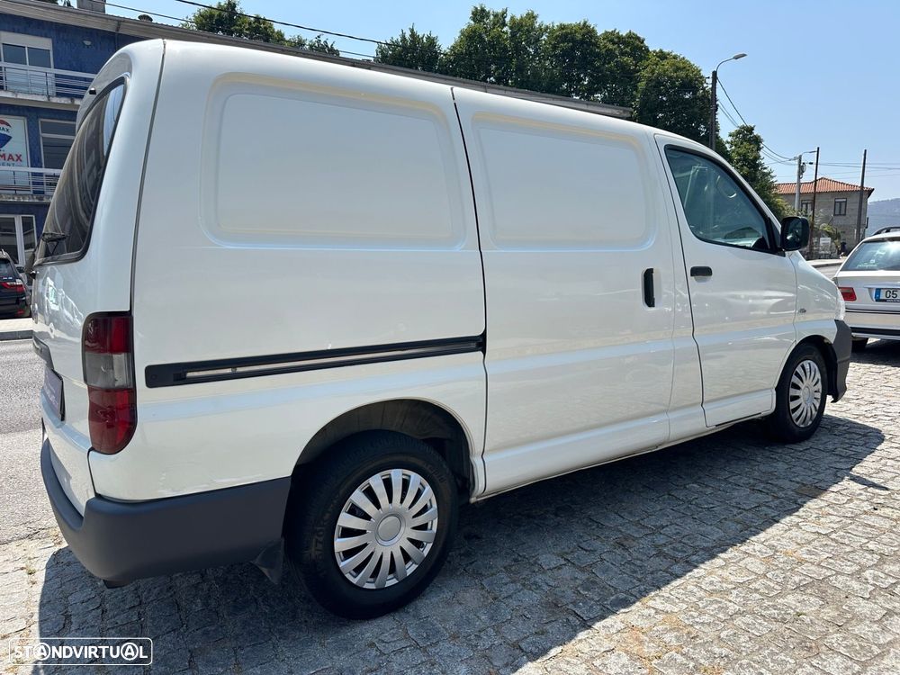 Toyota HiAce 2.5 D-4D Curto 2.8T AC - 5