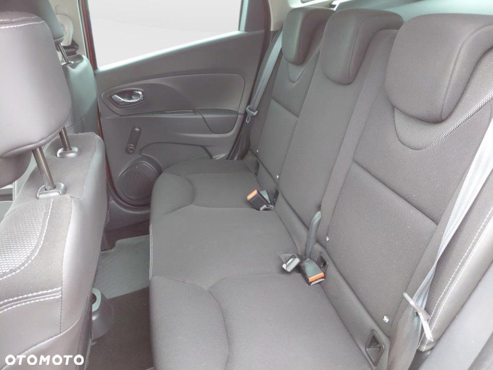 Renault Clio - 12