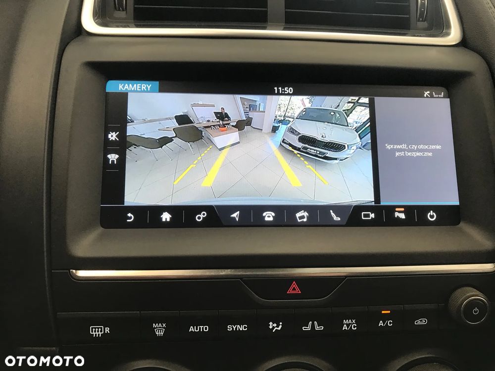 Jaguar E-Pace 2.0 i4D AWD - 23