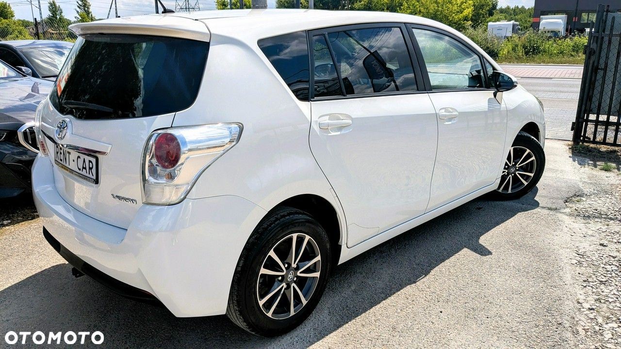 Toyota Verso - 6