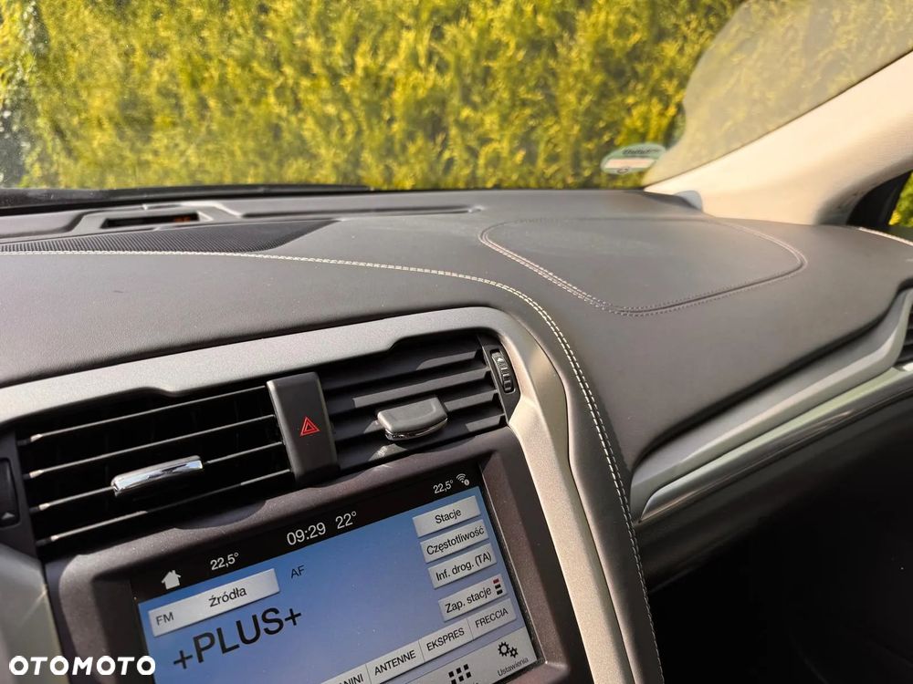 Ford Mondeo 2.0 Hybrid Vignale Plus - 18