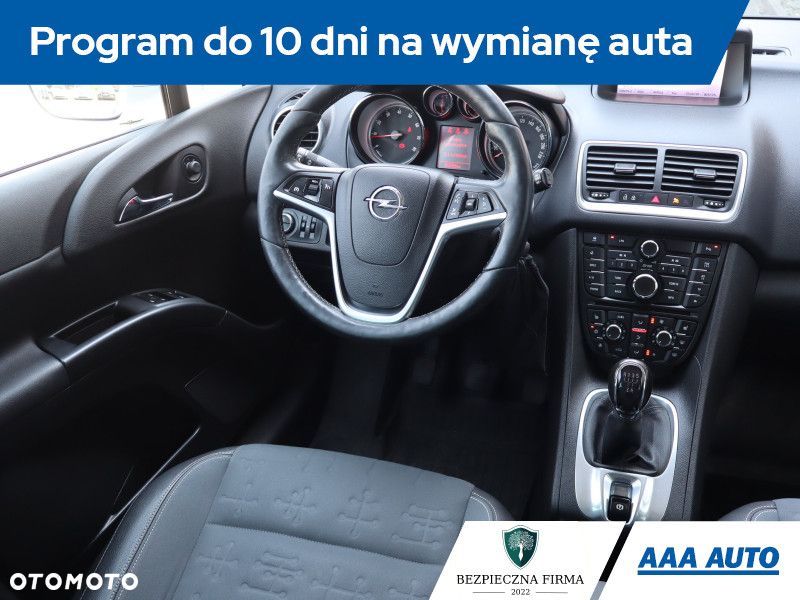 Opel Meriva - 9