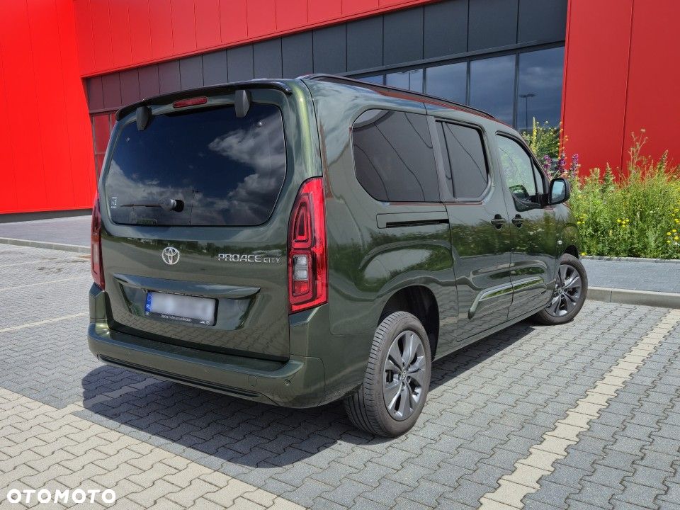 Toyota Proace City Verso Long 1.5 D-4D Family - 3