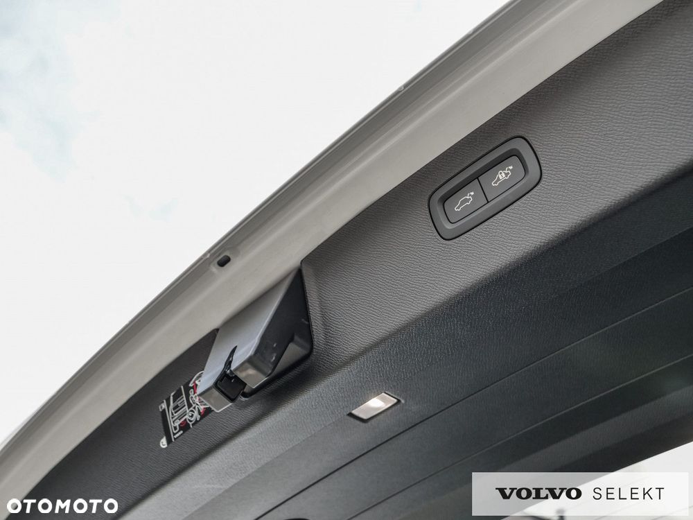 Volvo XC 90 - 36