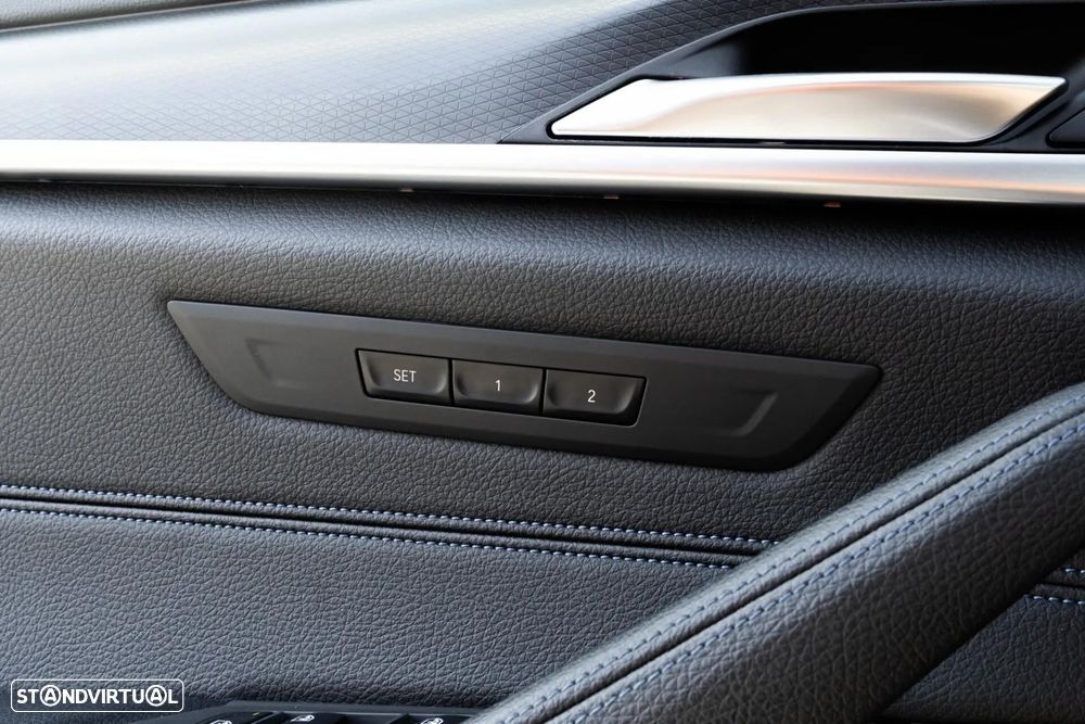 BMW 520 e Pack M - 49