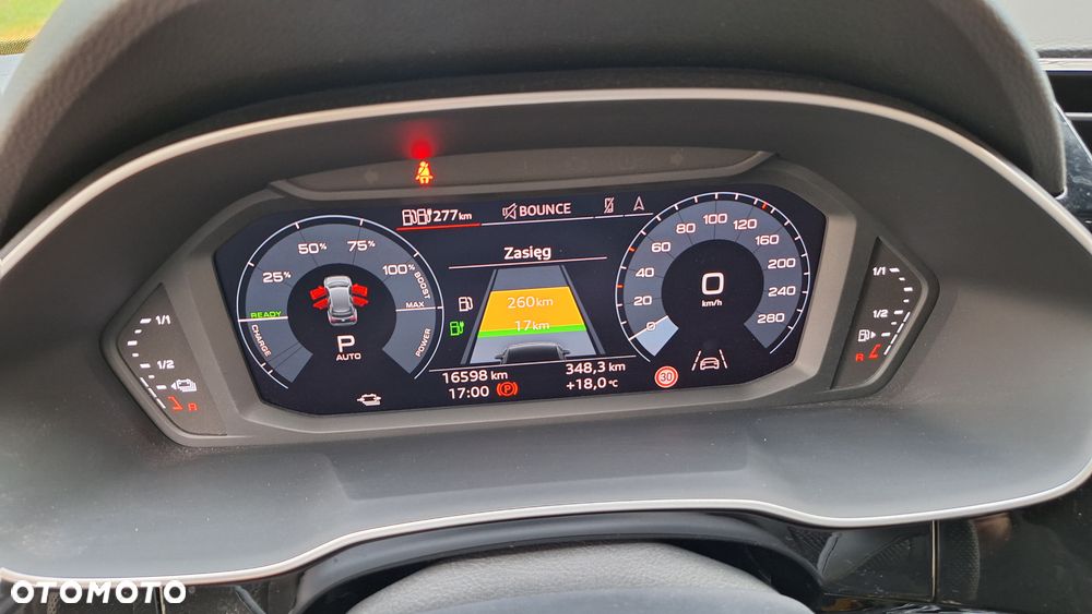 Audi Q3 45 TFSIe S tronic S line - 37
