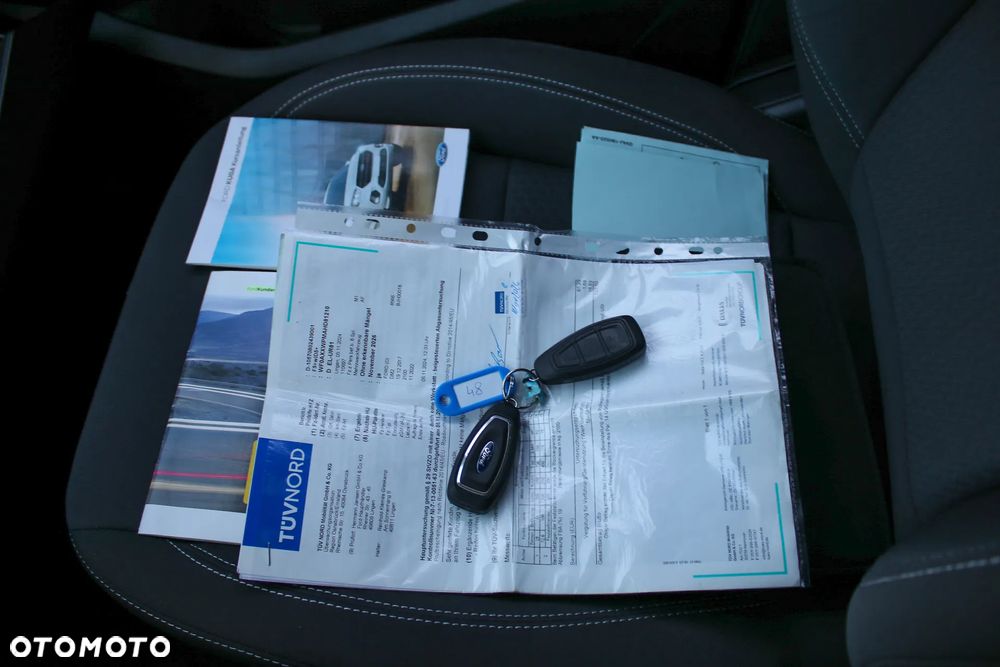 Ford Kuga 1.5 EcoBoost 2x4 Titanium - 40