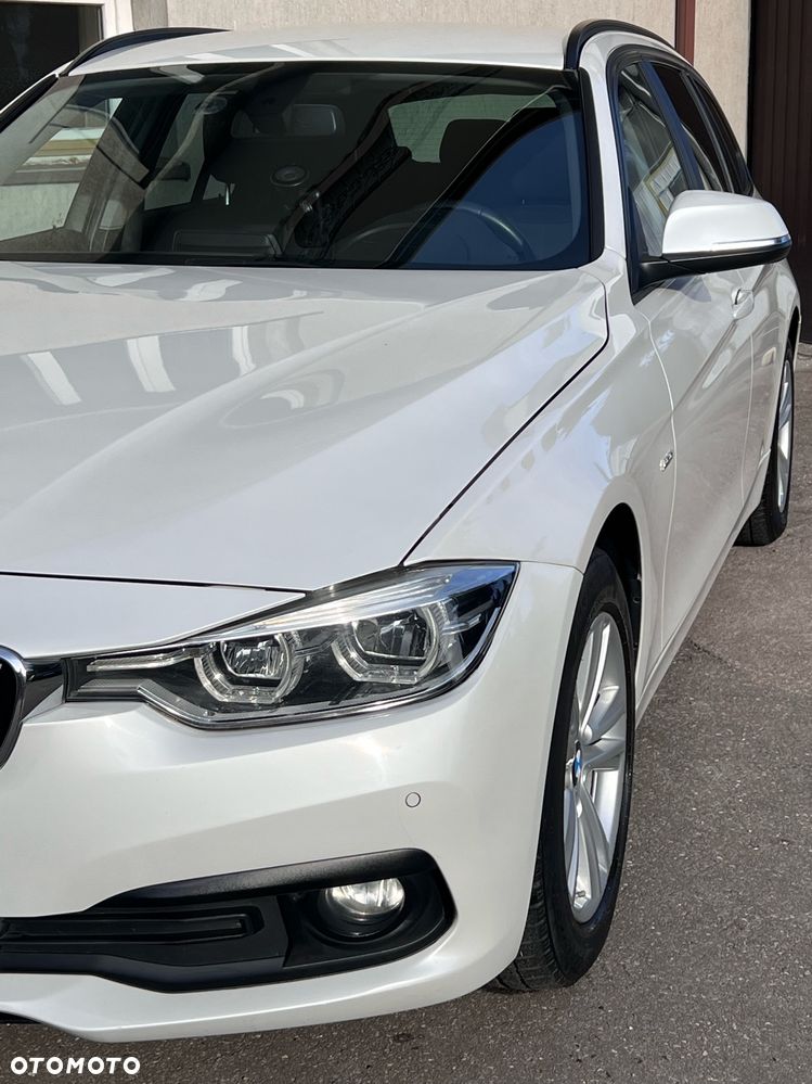 BMW Seria 3 318d Luxury Line - 4