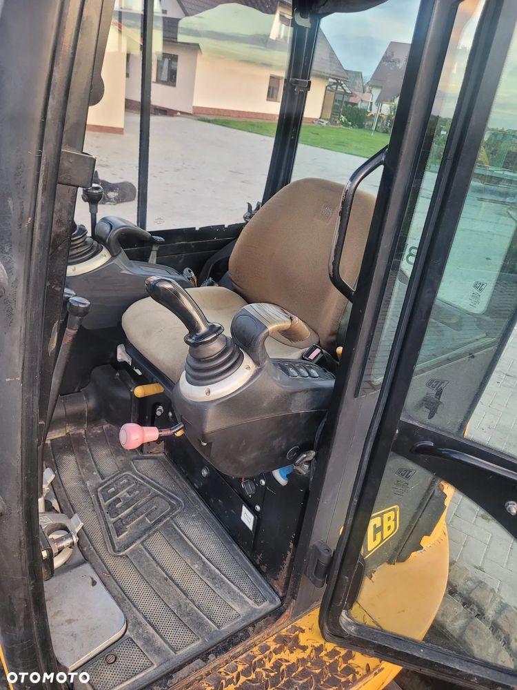 JCB 8030 - 6