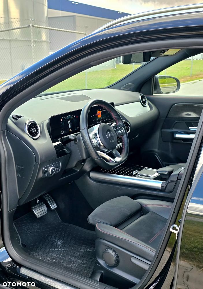 Mercedes-Benz GLA 200 d 8G-DCT AMG Line - 26