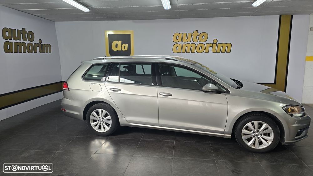 VW Golf Variant 1.6 TDi Confortline - 7