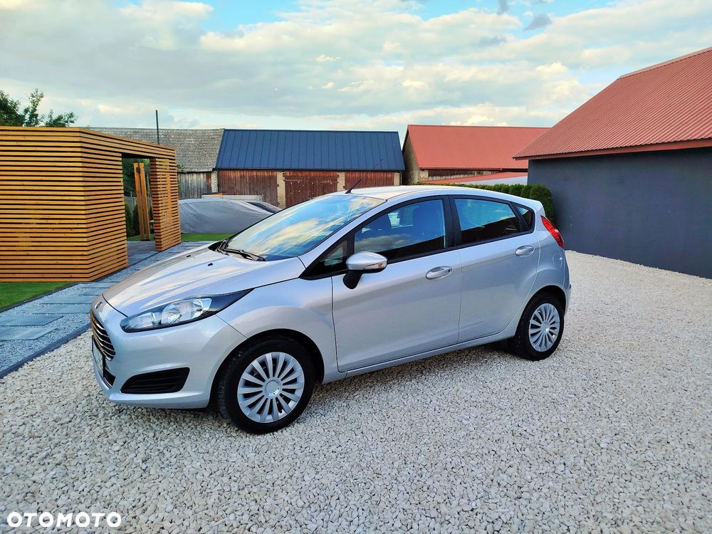 Ford Fiesta - 32