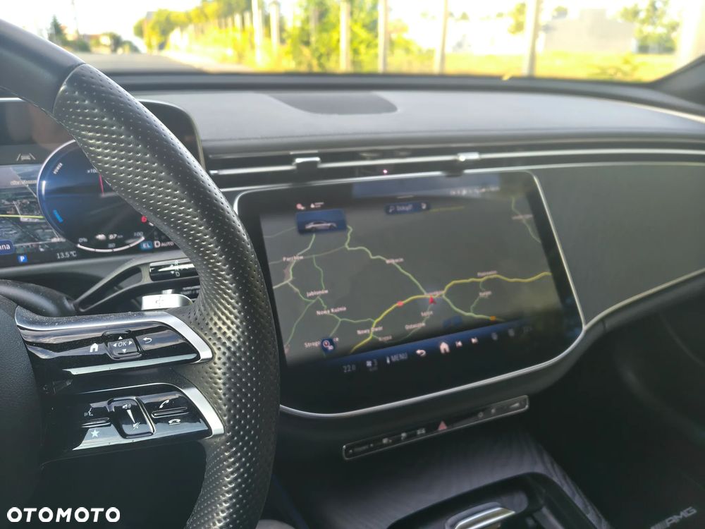 Mercedes-Benz Klasa E 300 de PHEV 4-Matic AMG 9G-Tronic - 6