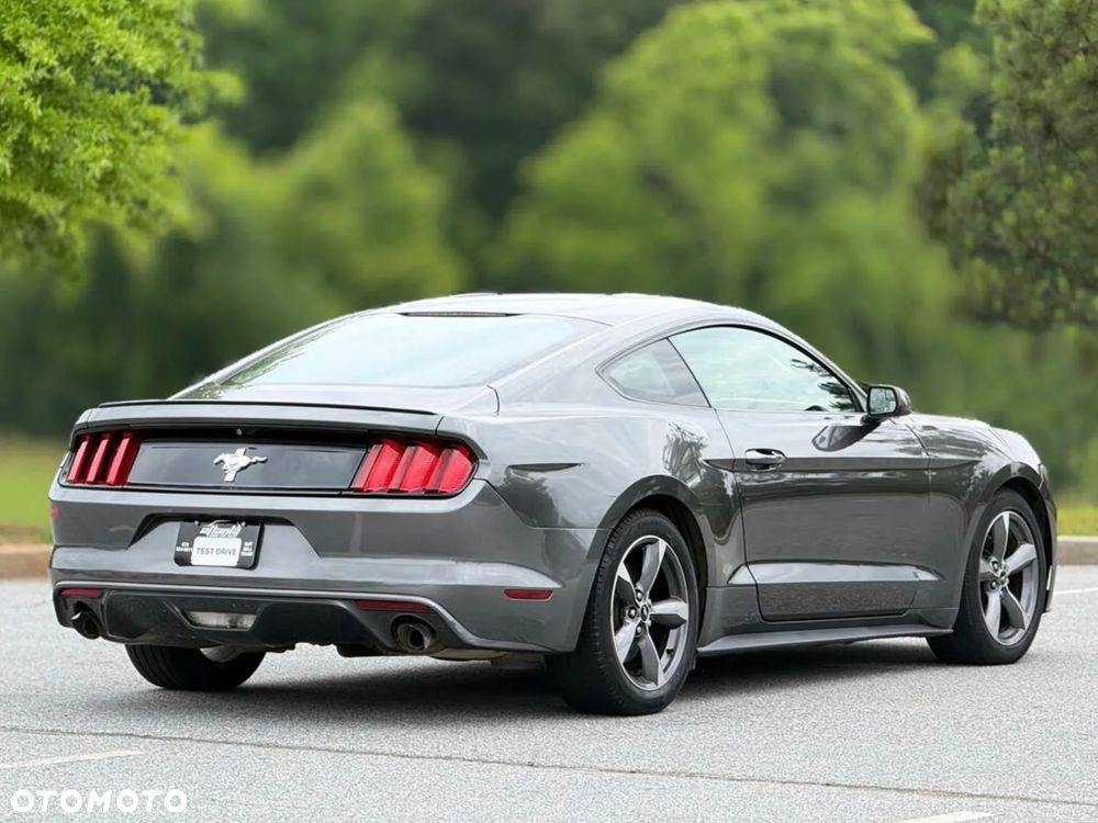 Ford Mustang 3.7 V6 - 10