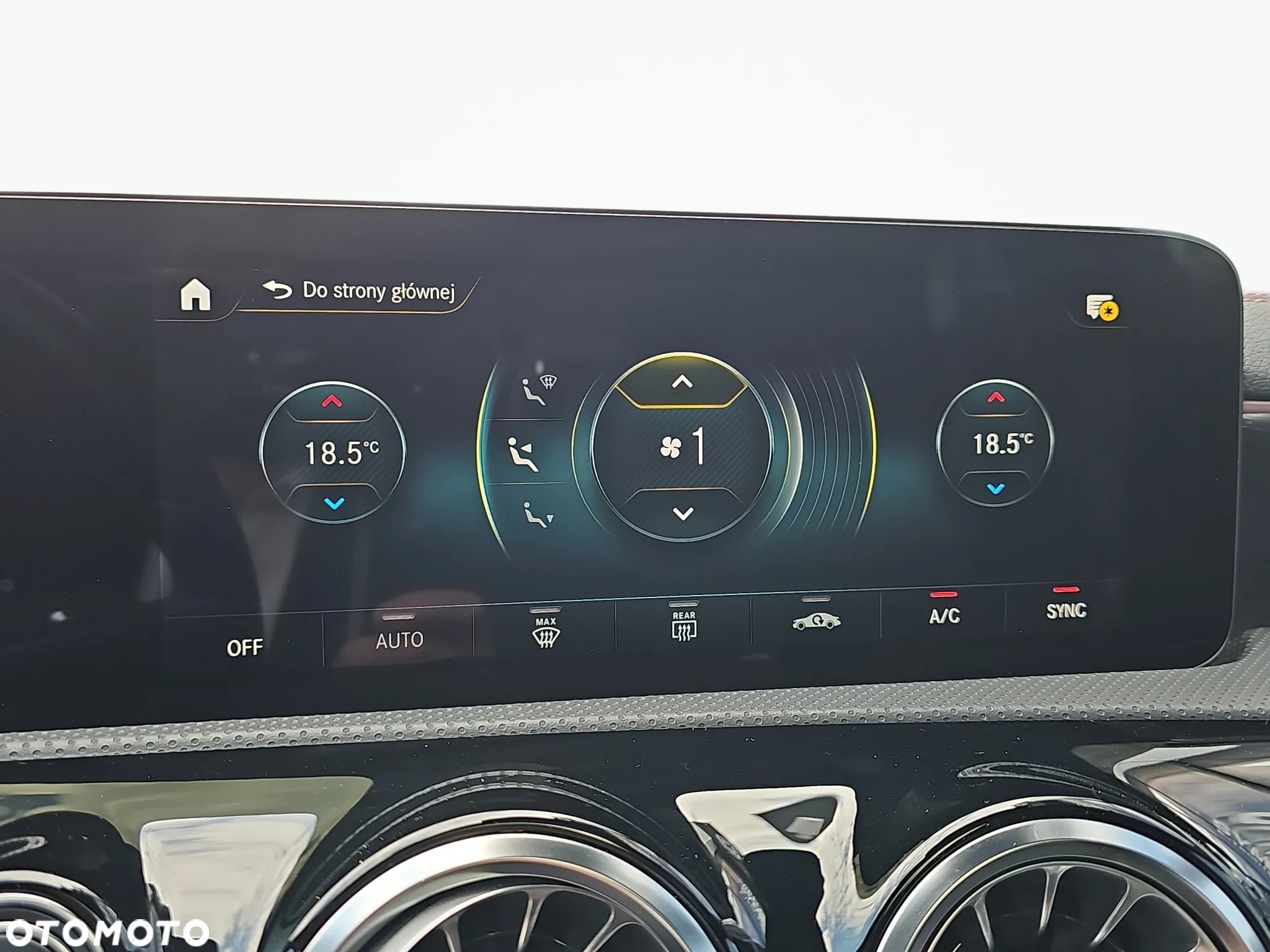 Mercedes-Benz CLA 200 d 4-Matic 8G-DCT - 26