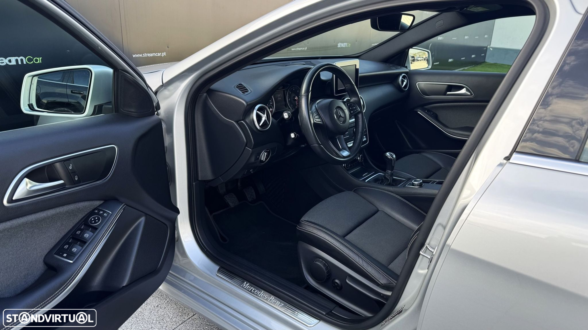 Mercedes-Benz A 180 d Urban - 9