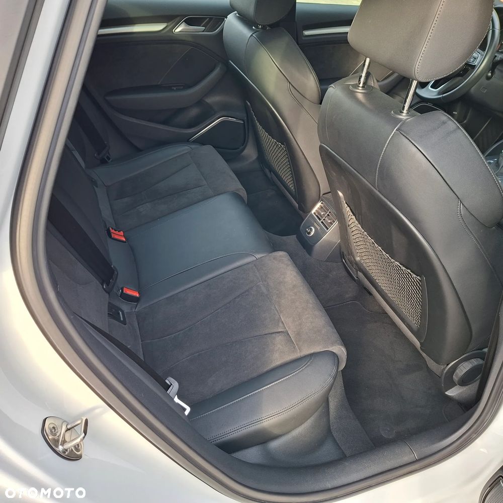 Audi A3 Sportback 35 TFSI S tronic - 18