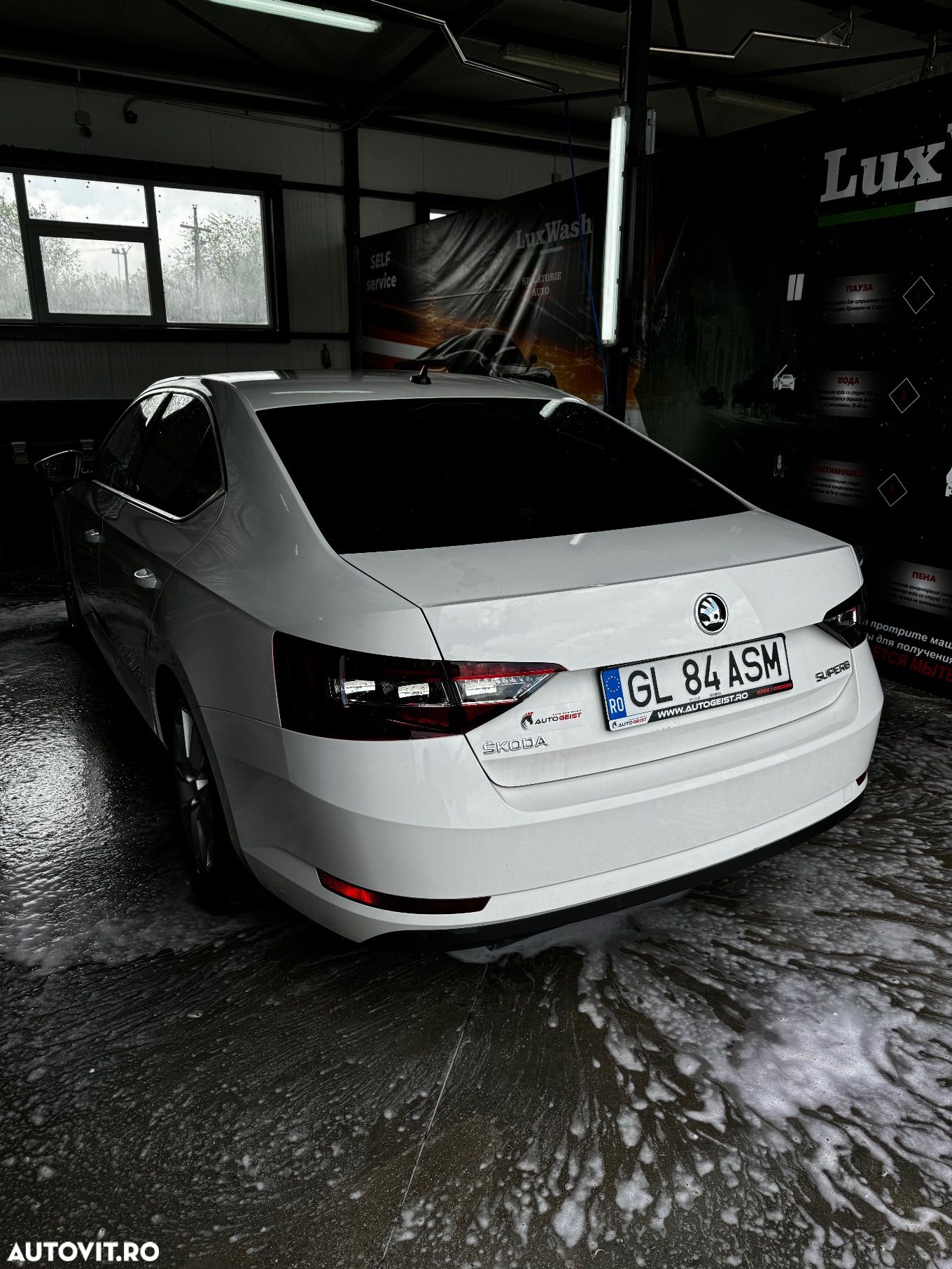 Skoda Superb - 1