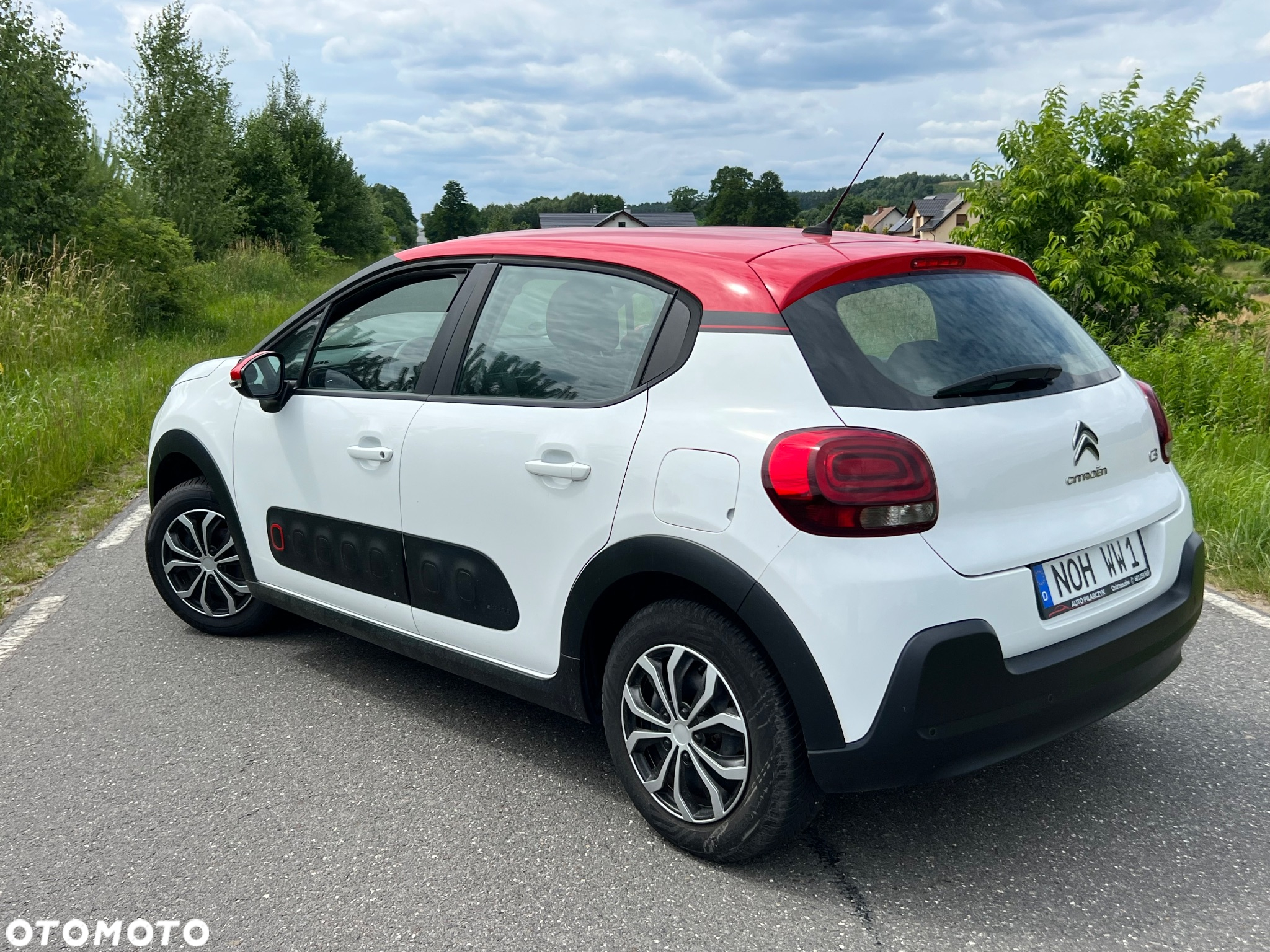 Citroën C3 1.2 PureTech GPF Shine - 8