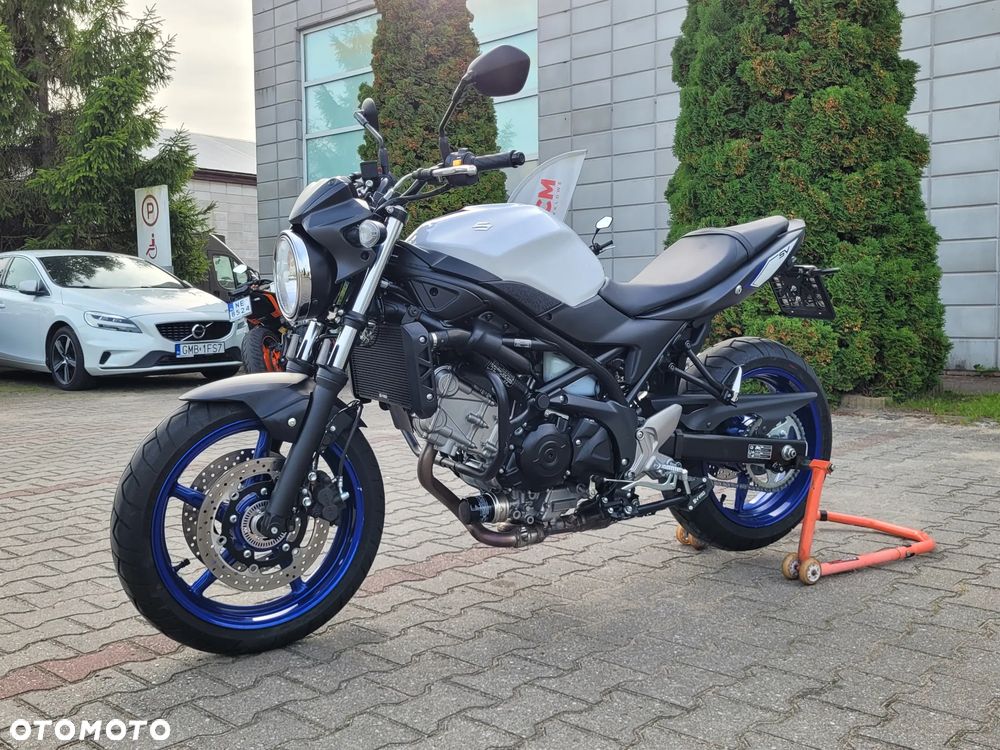 Suzuki SV - 17