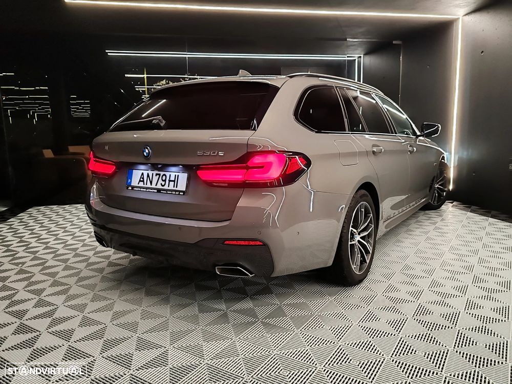 BMW 530 e Pack Desportivo M - 10