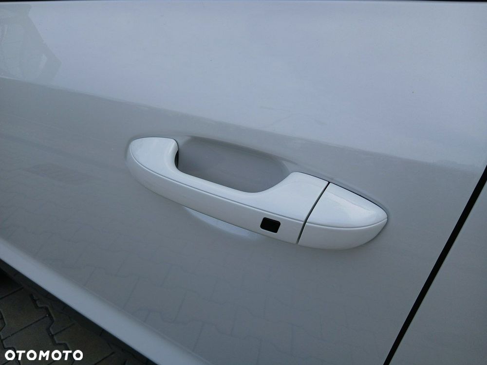 Kia Niro - 12