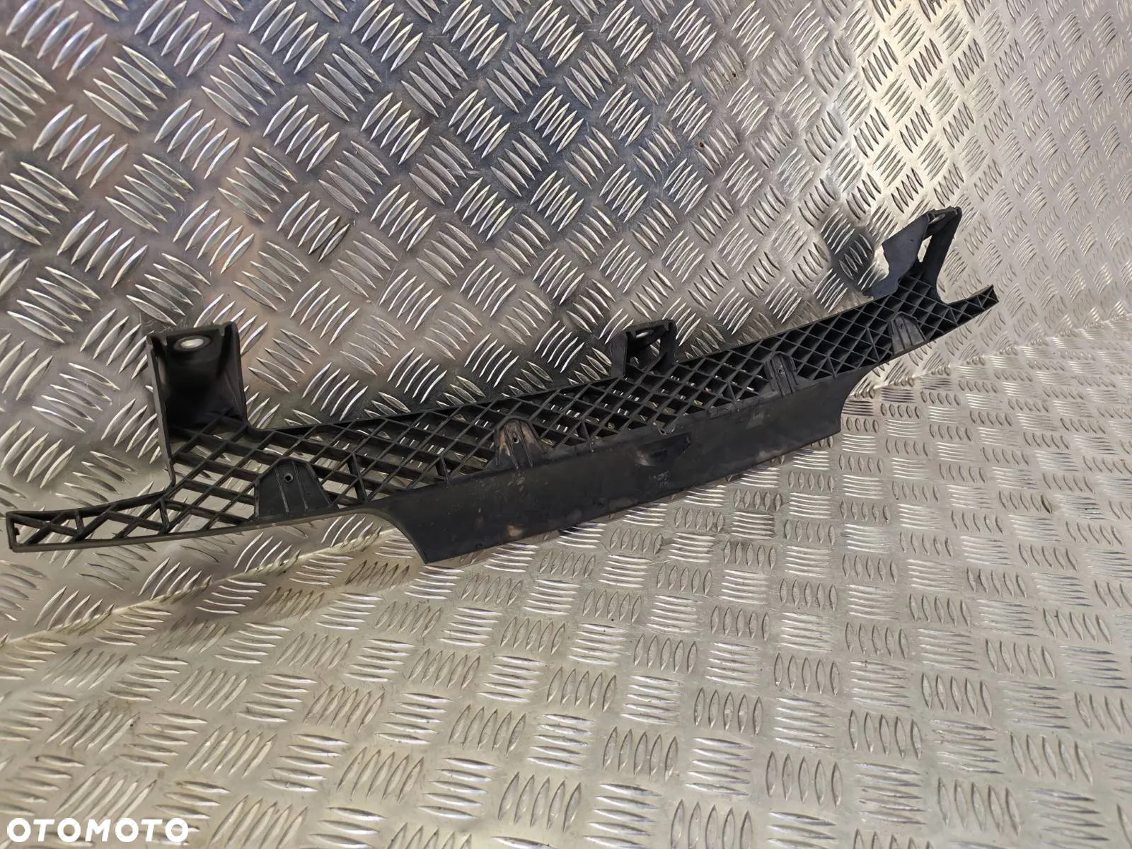 VW TOUAREG II 7P LIFT 10-15R SLIZG MOCOWANIE UCHWYT ZDERZAKA GRILLA PRZOD 7P6807200 - 6