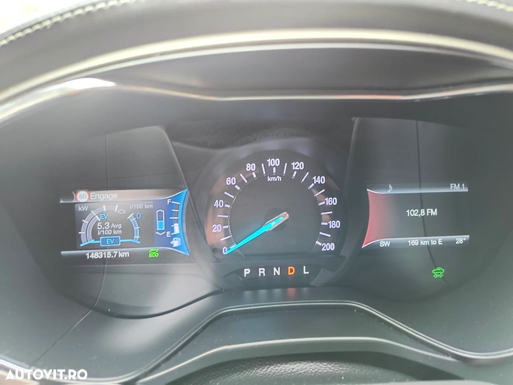 Ford Mondeo Vignale 2.0 Hybrid - 14