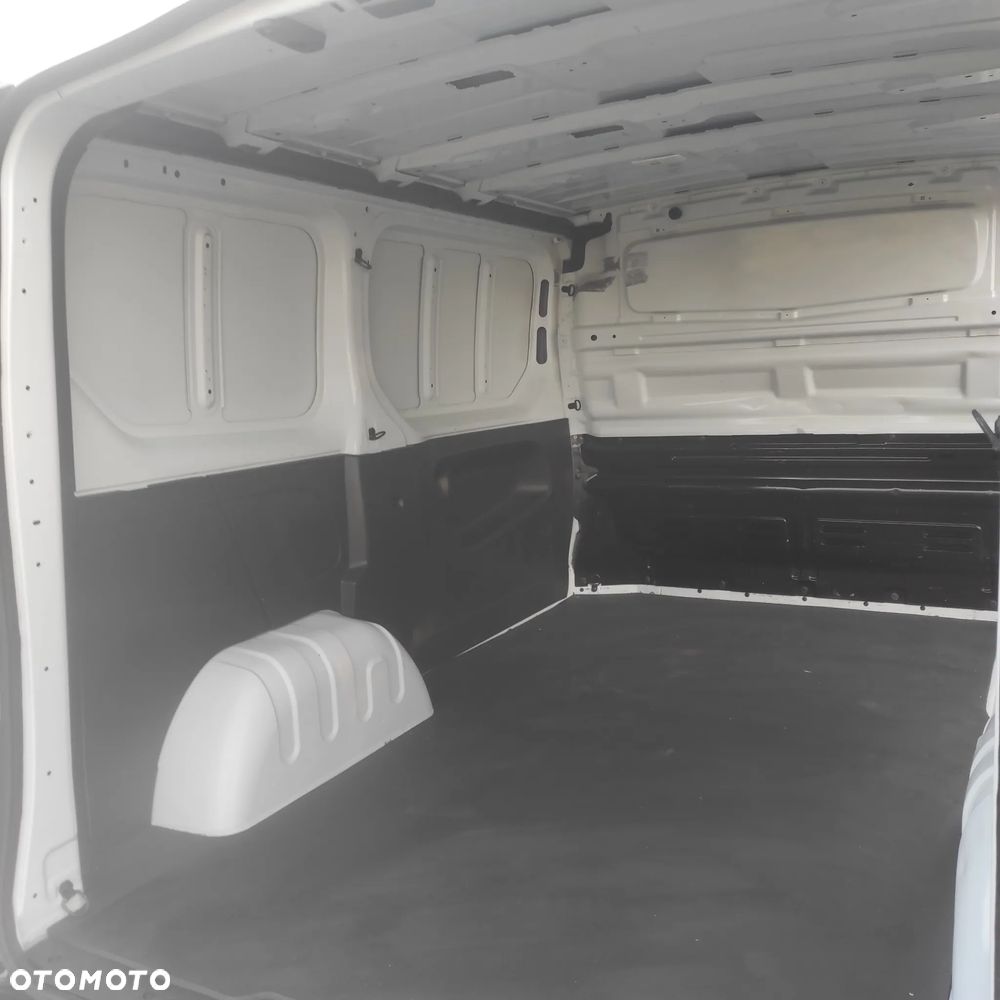 Renault Trafic - 18