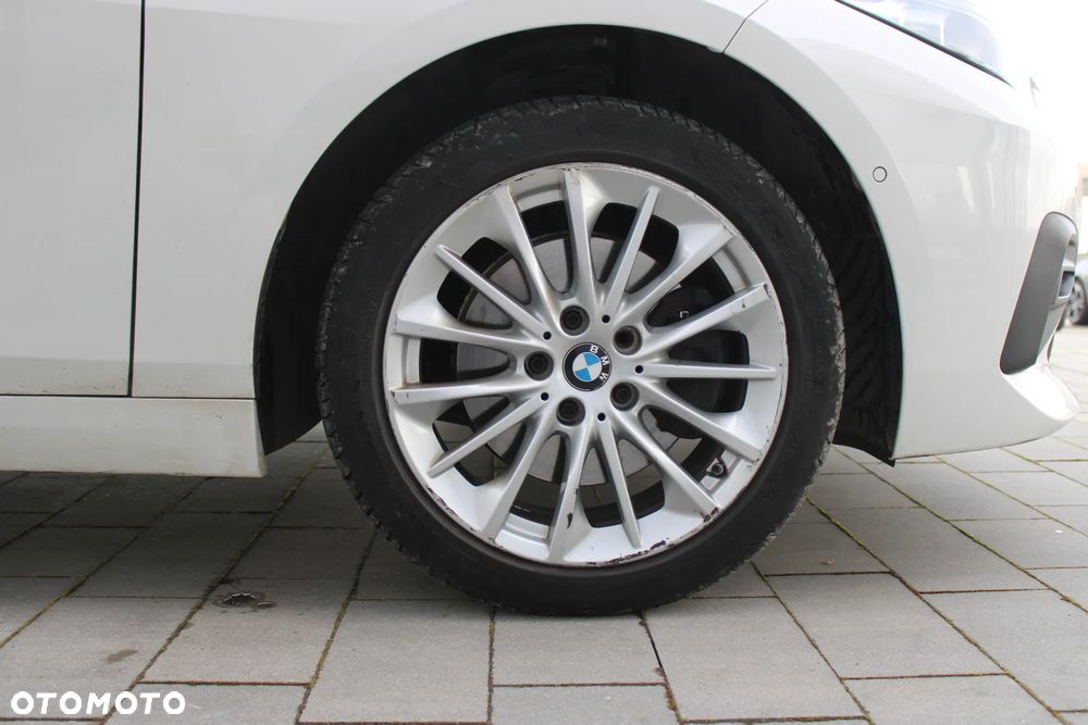 BMW Seria 2 218i Advantage - 11