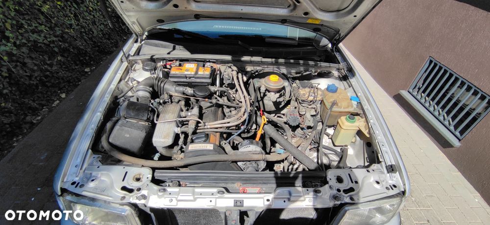 Audi 80 2.0 E - 8